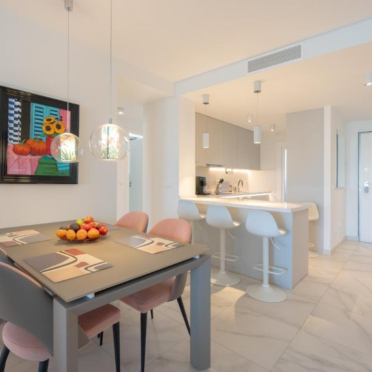 Miradores del Sol - Fabulous Apartment in Cancelada - Apartamento - 3