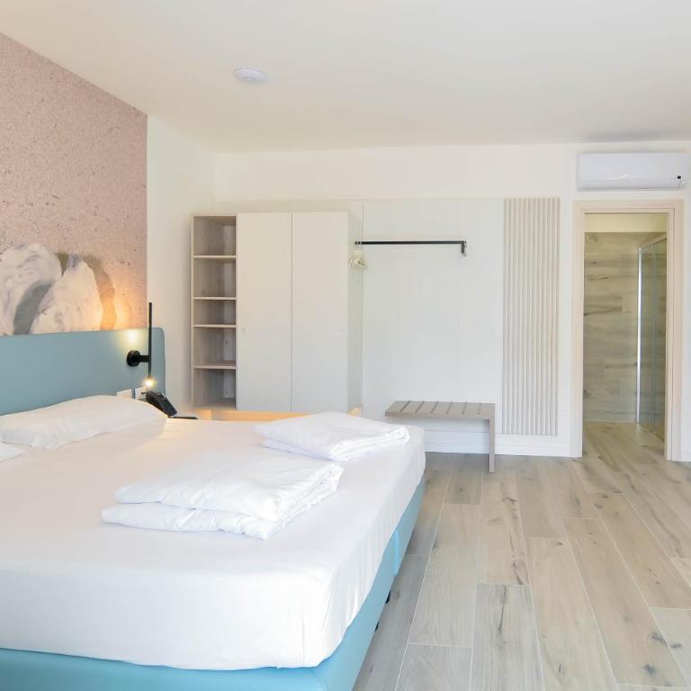 Marina Palace Hotel 4 stelle S - Suite con 2 camere da letto, vasca idromassaggio e sauna - Edificio annesso - 5