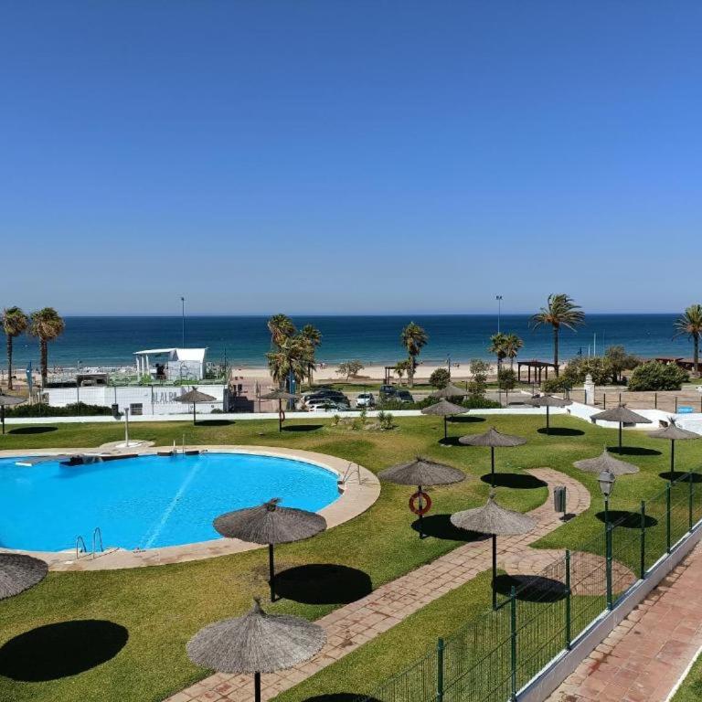 Modern Beach Front Home by Chiclana Dreams - Apartamento de 2 dormitorios - 30