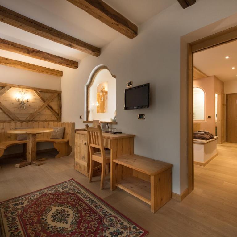 Hotel Patrizia Dolomites Glamour - Suite con Balcone - 3