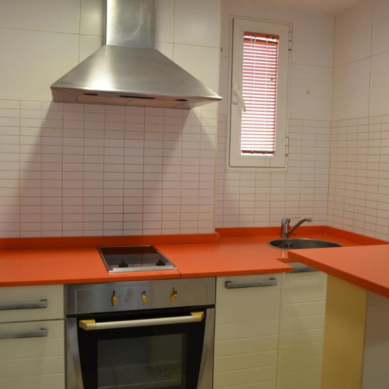 APARTAMENTOS Edif, ESTOCOLMO 11ºB - One-Bedroom Apartment - 10