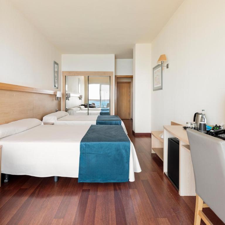 Hotel Best Benalmadena - Habitación Doble Superior con vistas al mar - 1 o 2 camas (2 adultos) - 2