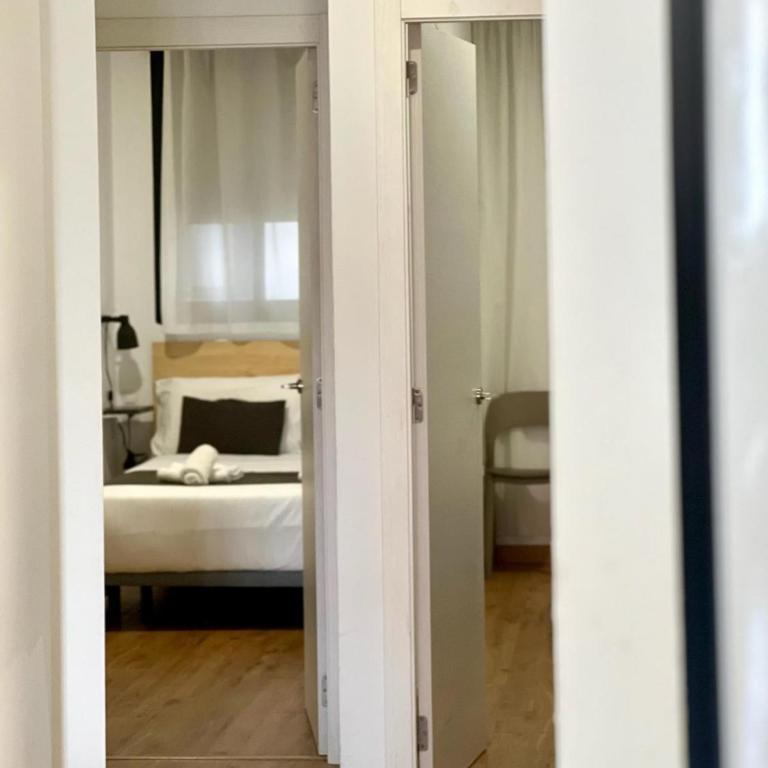 Apartamentos de Pradas - Two-Bedroom Apartment - 15