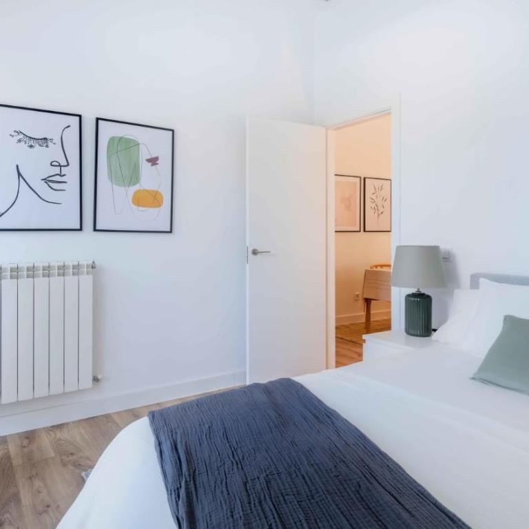 Avenida de San Luis 25, diseño y confort al más puro estilo madrileño - Apartamento de 2 dormitorios - 23