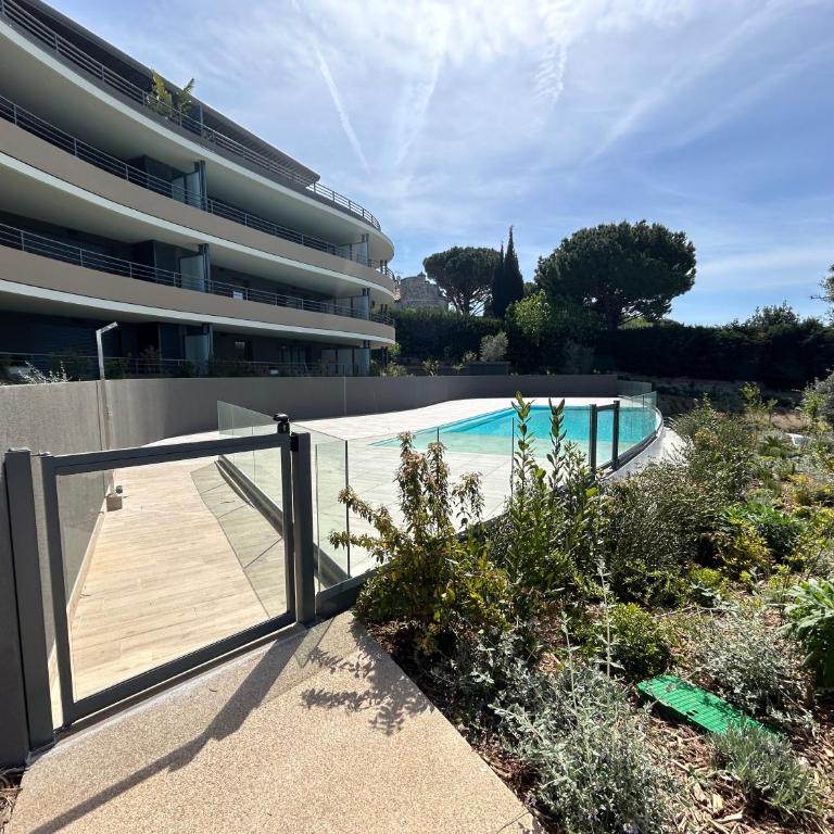 Fabron Hills By Avecoeur - Apartamento de 1 dormitorio - 4