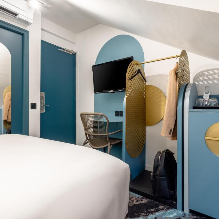 Mercure Annecy Centre - Chambre Classique Mansardée avec Lit Double - 7