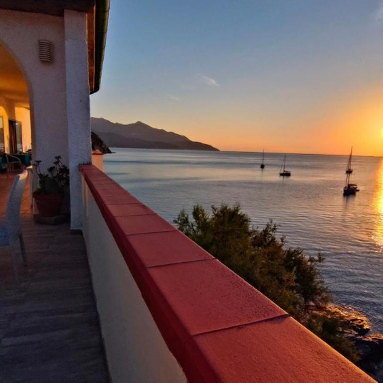 Hotel Scoglio Bianco - Camera Matrimoniale Standard con Vista Mare - 10