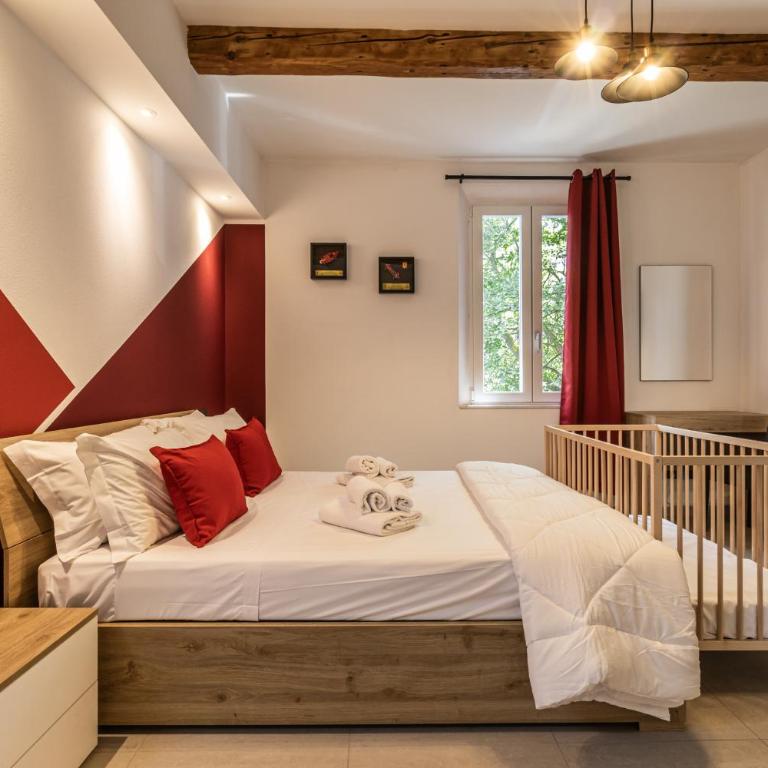 Enzo Ferrari Museum -WiFi, train station and parking - Appartamento con 2 Camere da Letto - 39