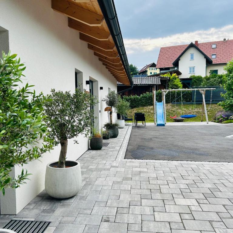 Traumhaus in den Weinbergen - max 8 Personen - mit Self-Check-in - Three-Bedroom Villa - 55