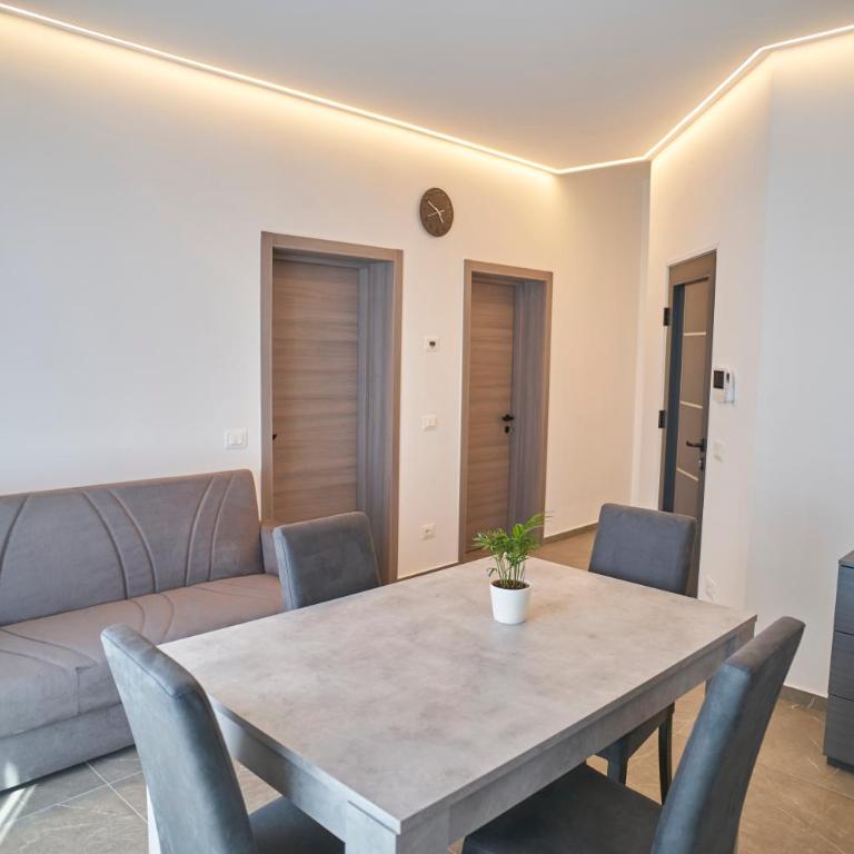 Villa Borghesi Suites Fronte Mare - Appartamento con 2 Camere da Letto e Balcone - 14