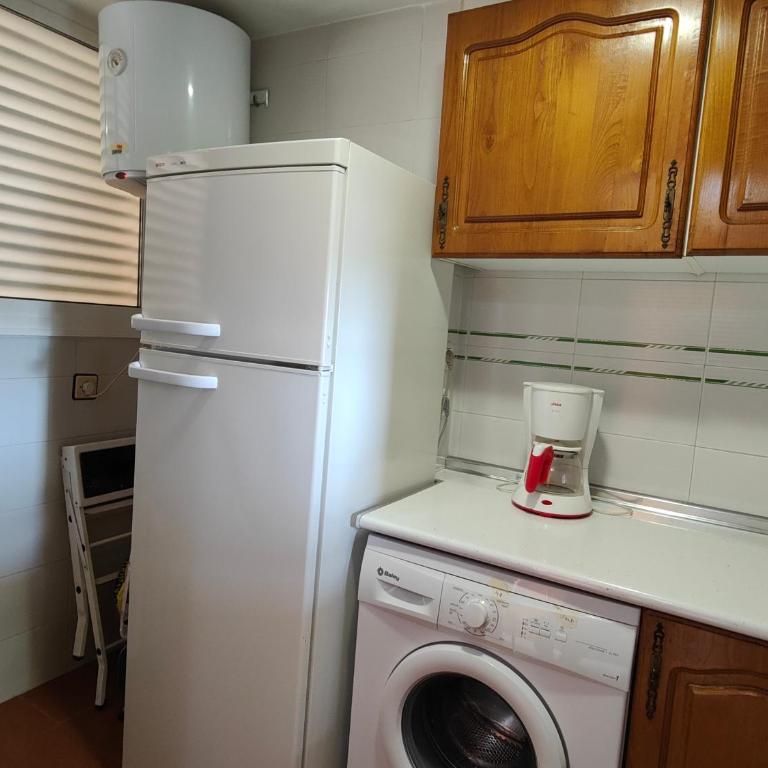 Solo familias Torre Domo Benidorm - One-Bedroom Apartment with Sea View and Terrace - 13