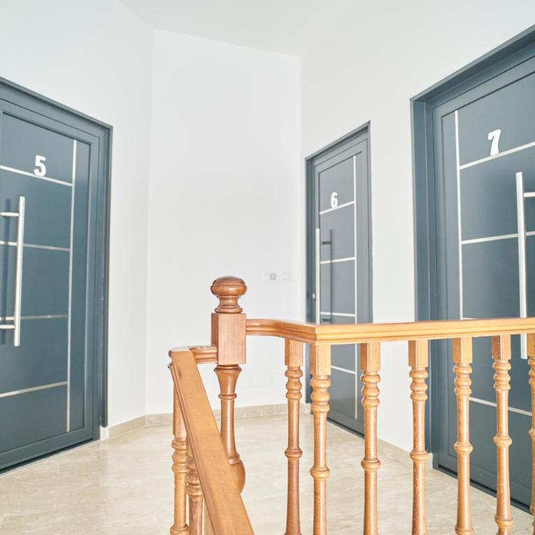 Villa Borghesi Suites Fronte Mare - Appartamento con 2 Camere da Letto e Balcone - 24