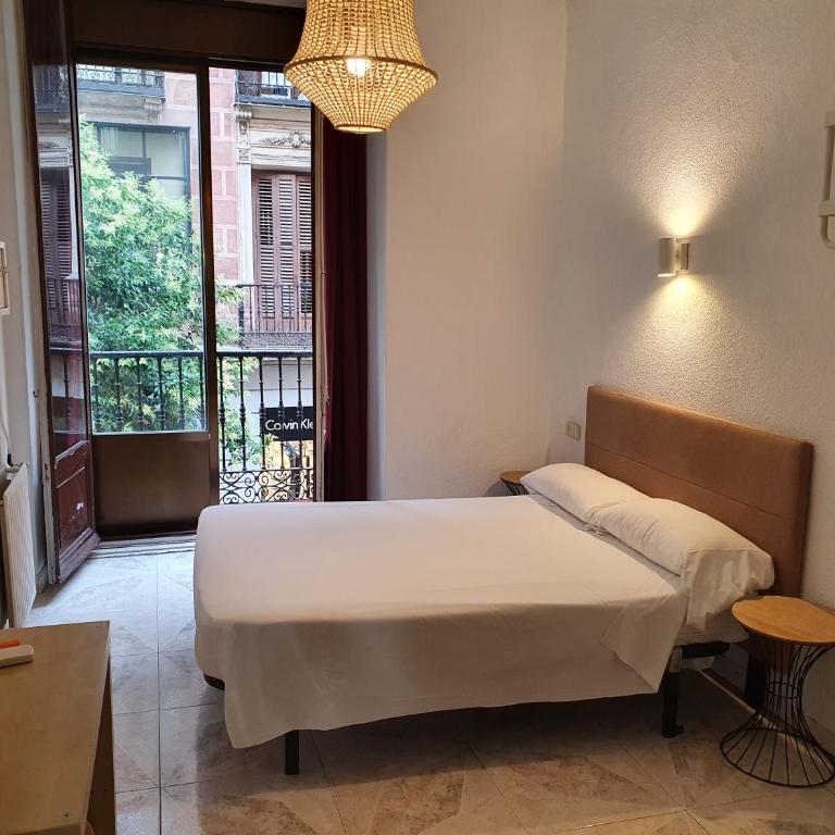 Hostal Kryse&Breogan -Madrid centro Gran Vía- - Chambre Double avec Salle de Bains Privative - 1