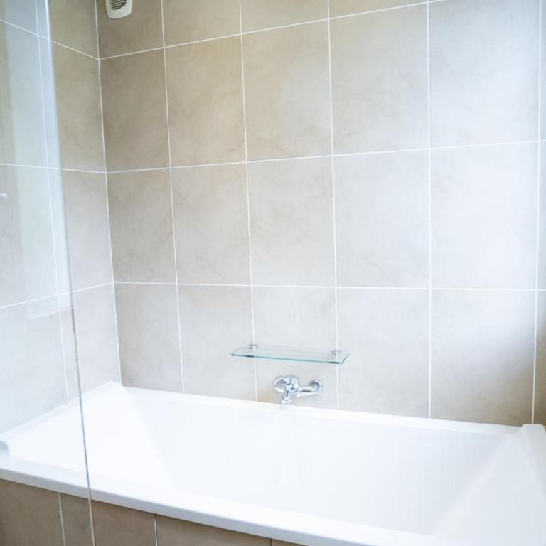 Chalet spacieux 8 pers, proximité centre et remontées - FR-1-676-58 - Appartement - 16