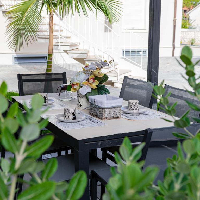 H11 VILLA MIA Giardino-Parcheggio - Appartamento con 3 Camere da Letto e con Balcone - 9