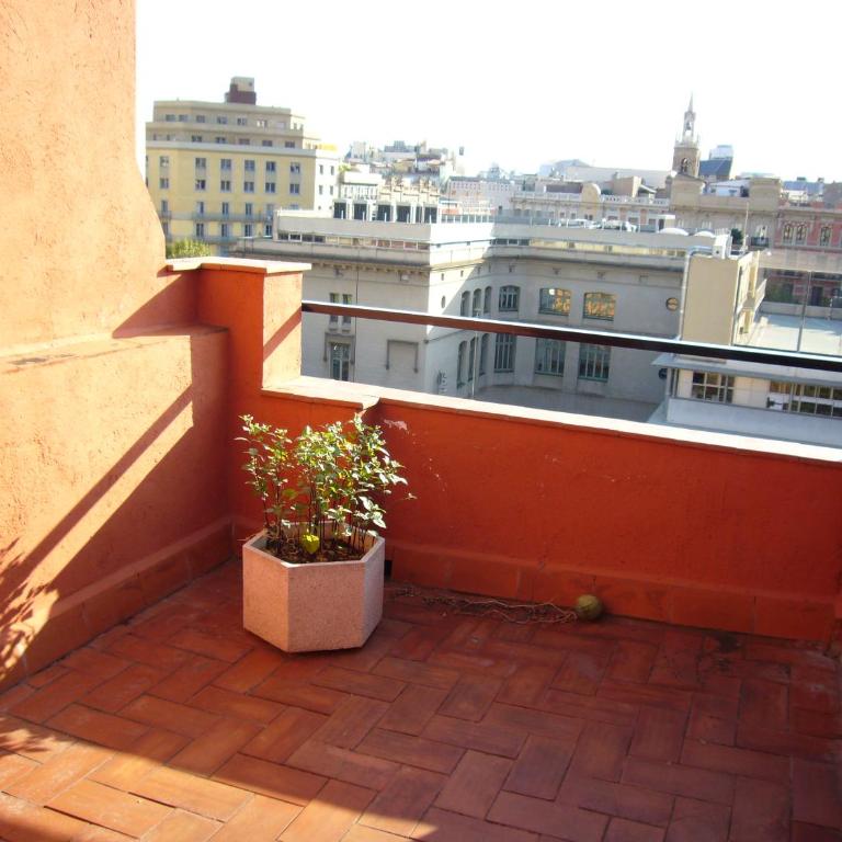 Apartaments Sant Jordi Girona 97 - Apartamento Familiar de 2 dormitorios con vistas - 1