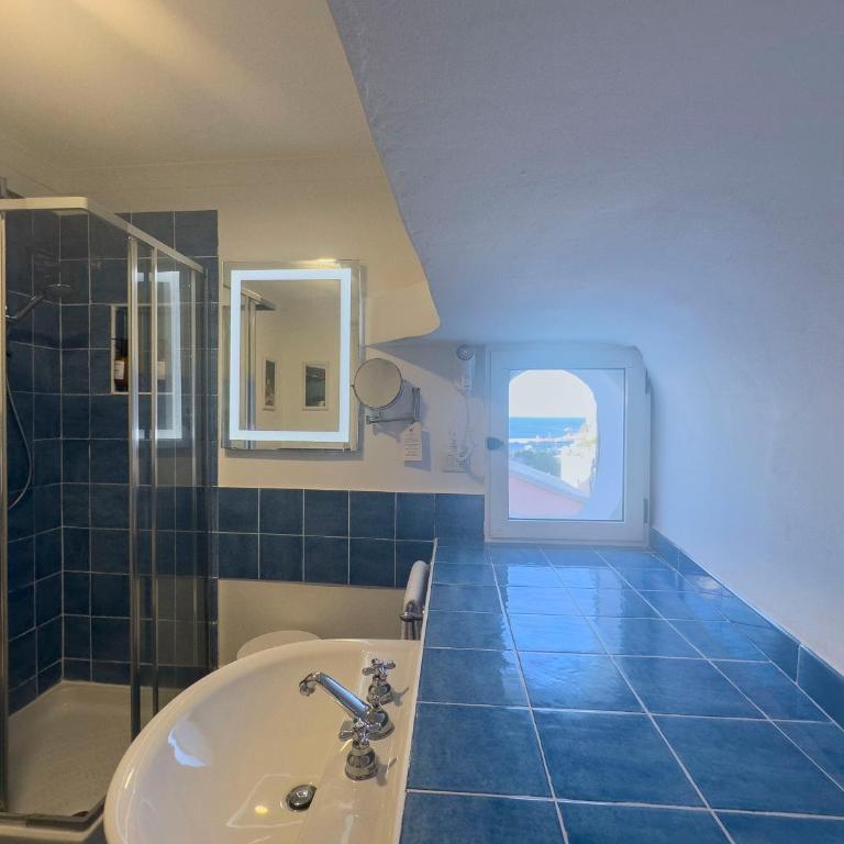 Hotel Chiaia Di Luna - 2 Camere Comunicanti (2 Adulti + 2 Bambini) - 7