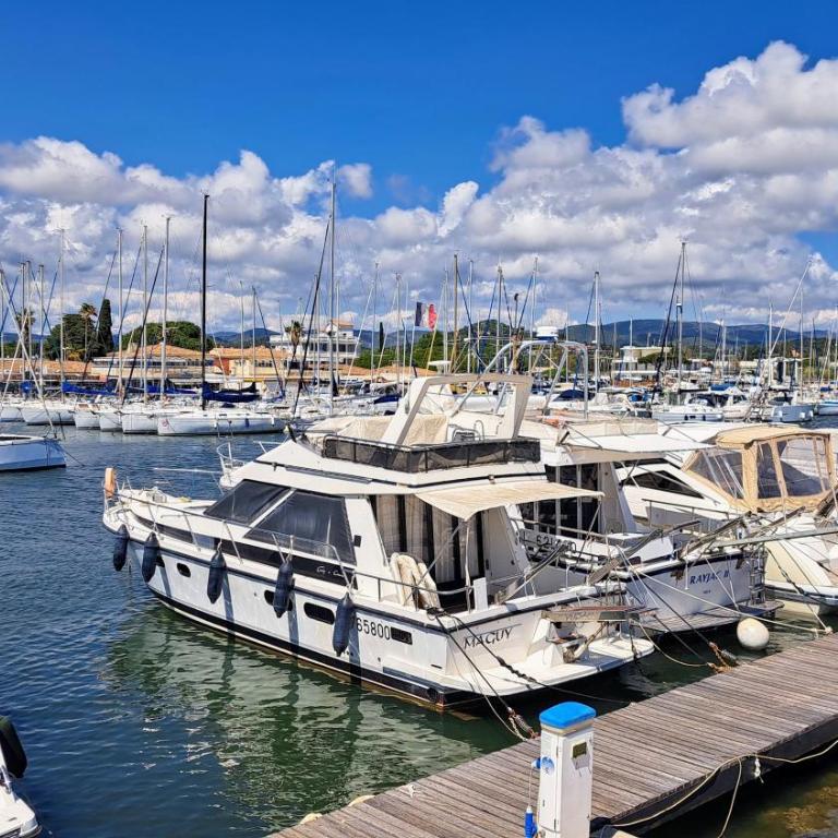 Appartement face à la mer avec parking - Apartamento de 2 dormitorios - 20