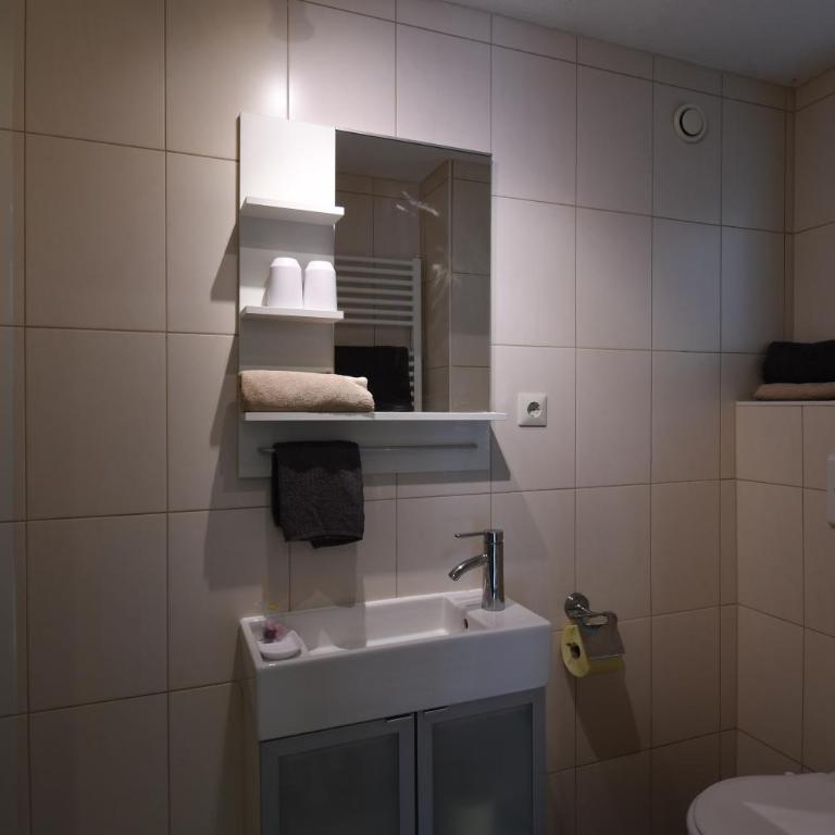 Haus Stefan - Ampio Appartamento con 1 Camera da Letto e Balcone - 6