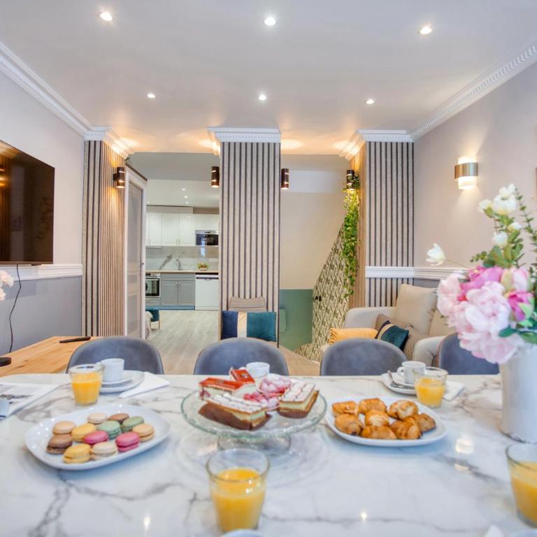 Elegant Triplex in Paris - Ideal for 10 - Aircon - Appartement - 23