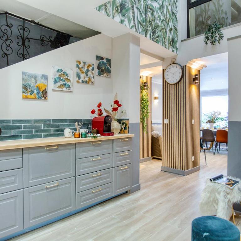 Elegant Triplex in Paris - Ideal for 10 - Aircon - Appartement - 34