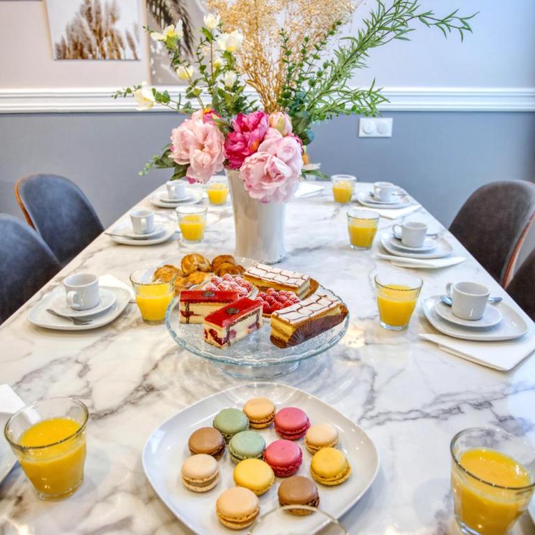 Elegant Triplex in Paris - Ideal for 10 - Aircon - Appartement - 4