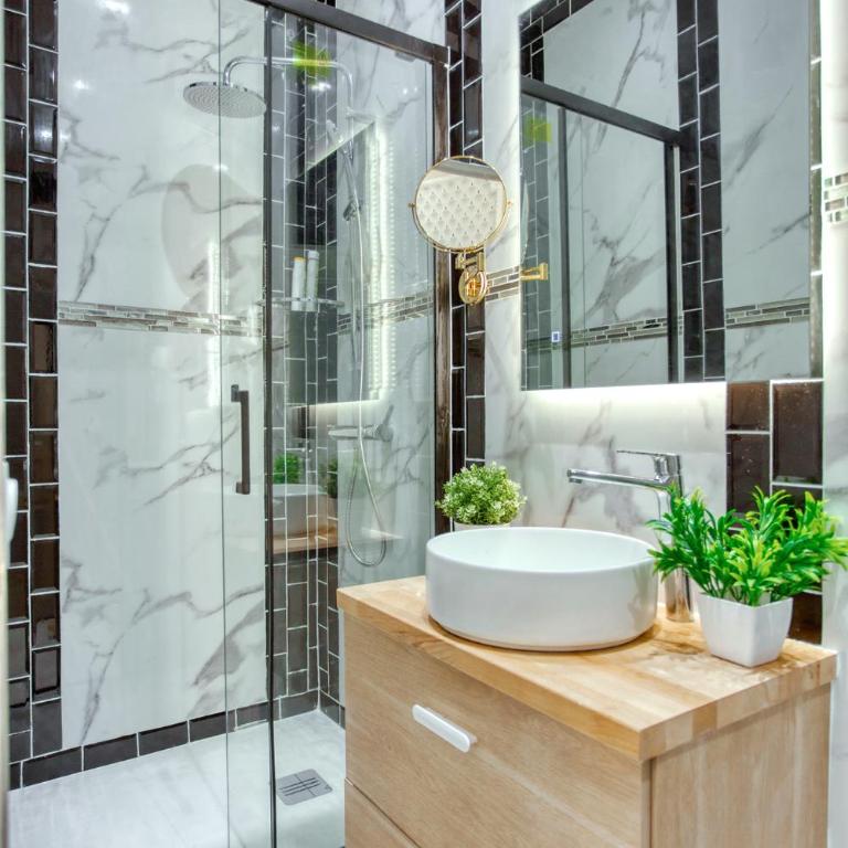 Elegant Triplex in Paris - Ideal for 10 - Aircon - Appartement - 7