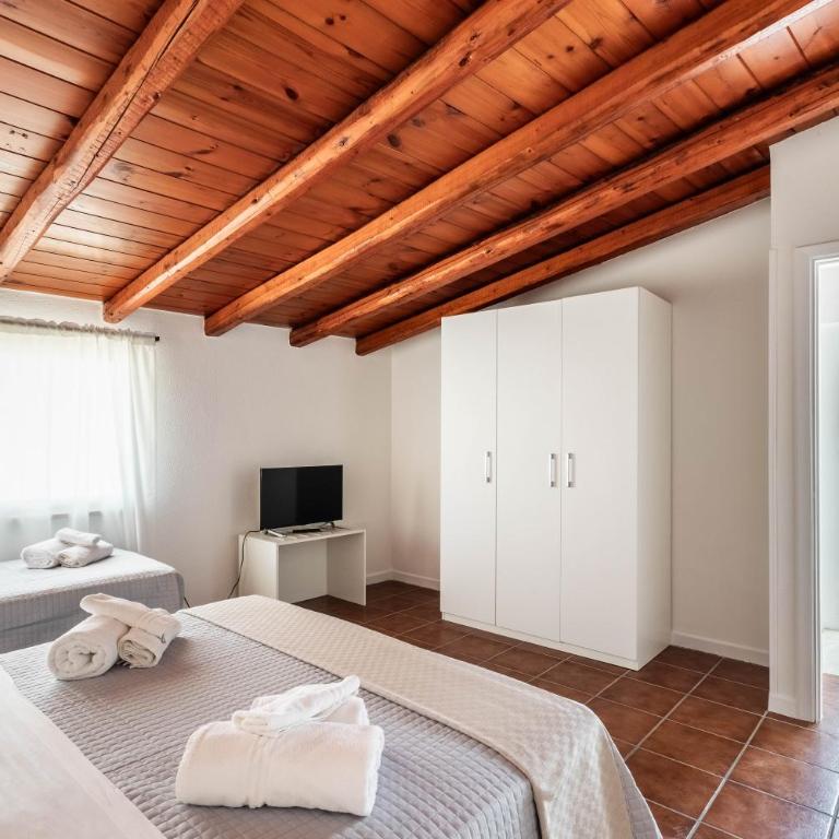 Fronte Mare Apartments & City Views - Deluxe One Bedroom Apartment with Terrace and Sea View - 1