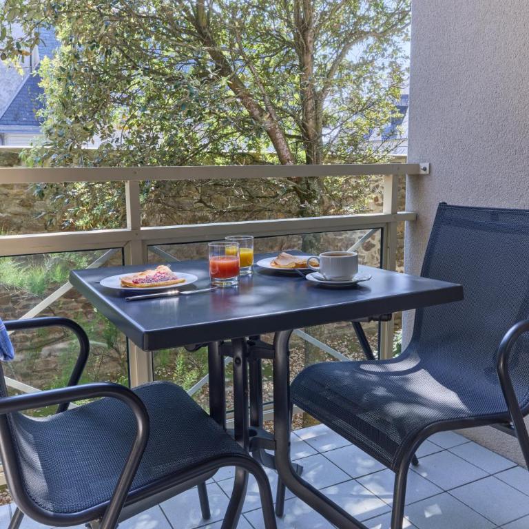 Residence Reine Marine - Appartement 2 Chambres (6 Adultes) avec Vue sur la Ville - 8