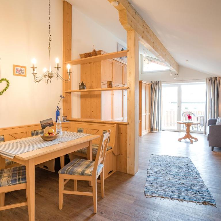 VILLAWILLI - Gemütliche Ferienwohnungen - Apartment mit Balkon - zweite Etage (Nummer 7) - 8