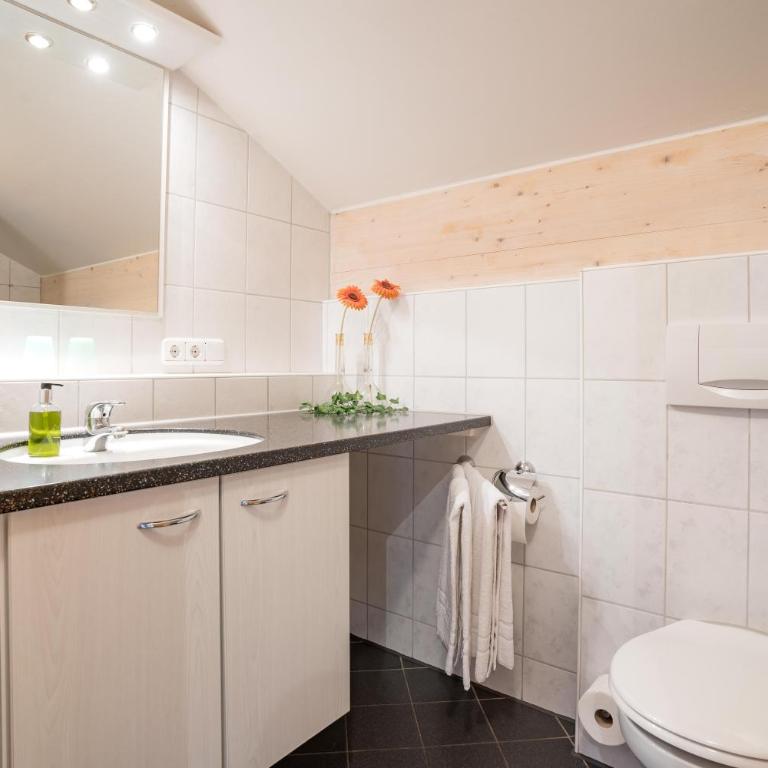 VILLAWILLI - Gemütliche Ferienwohnungen - Apartment mit 1 Schlafzimmer mit Balkon - zweite Etage (Nummer 8) - 14
