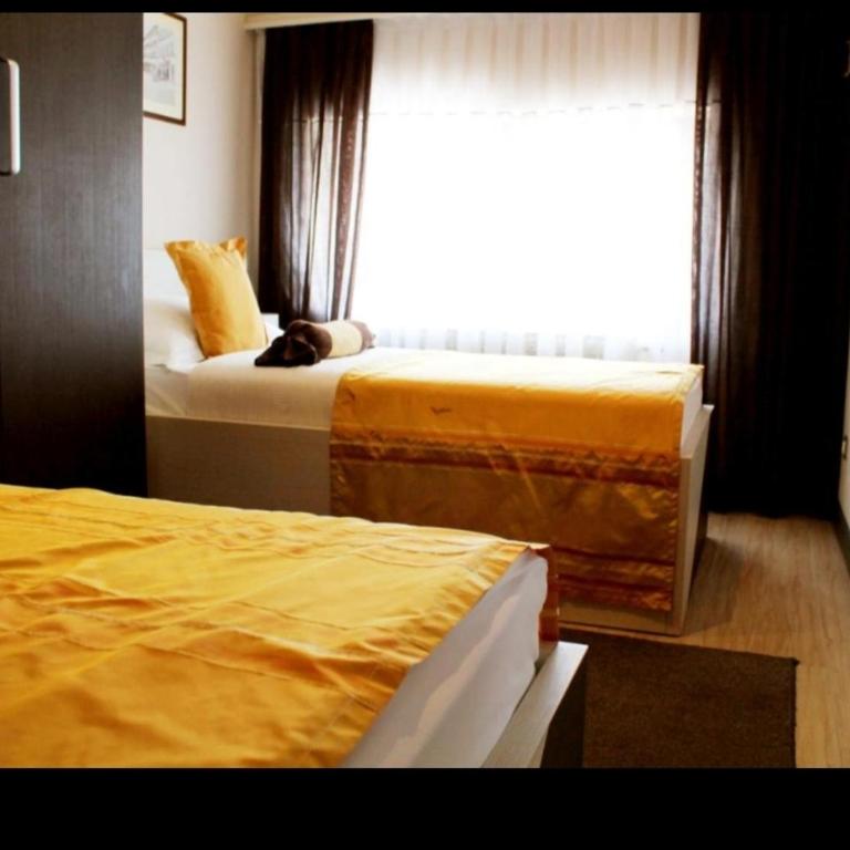 Motel Korzo - Triple Room with Shower - 1