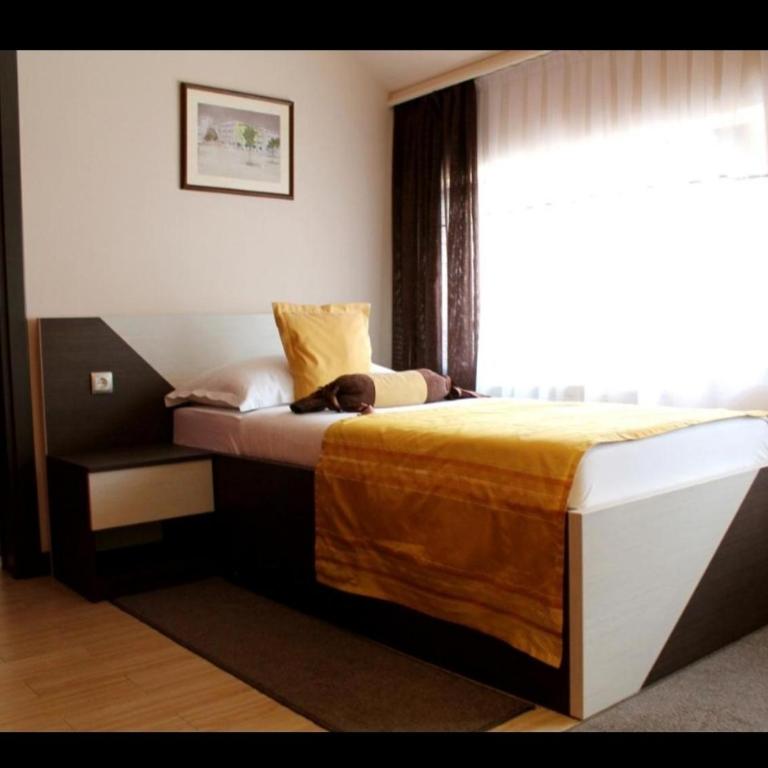 Motel Korzo - Triple Room with Shower - 4