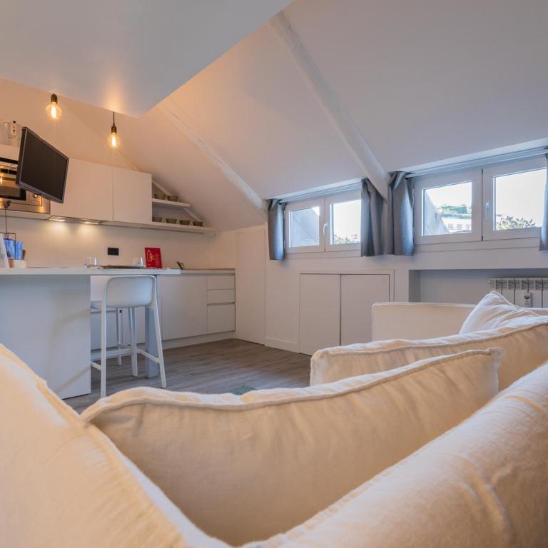 Mansarda in Bianco by Wonderful Italy - One-Bedroom Apartment - 4
