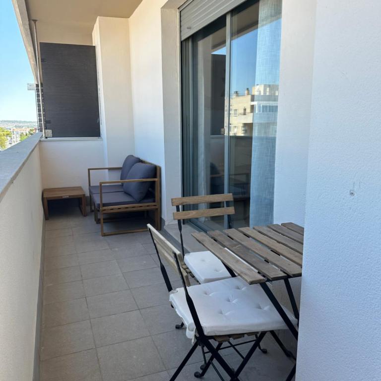 Apartamento Jardín de Cano - Preferente familias y mayores de 25 años - Apartamento de 2 dormitorios con balcón - 26