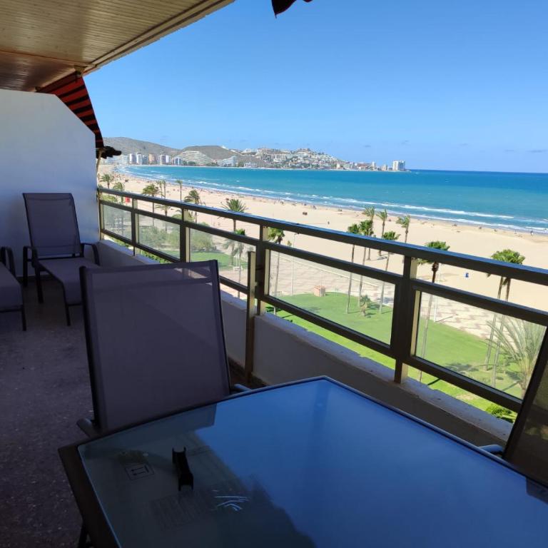 Euromar Playa Cullera frente al mar con garaje - Three-Bedroom Apartment - 4