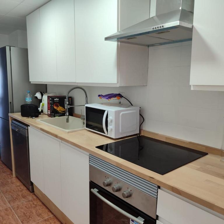 Euromar Playa Cullera frente al mar con garaje - Three-Bedroom Apartment - 19