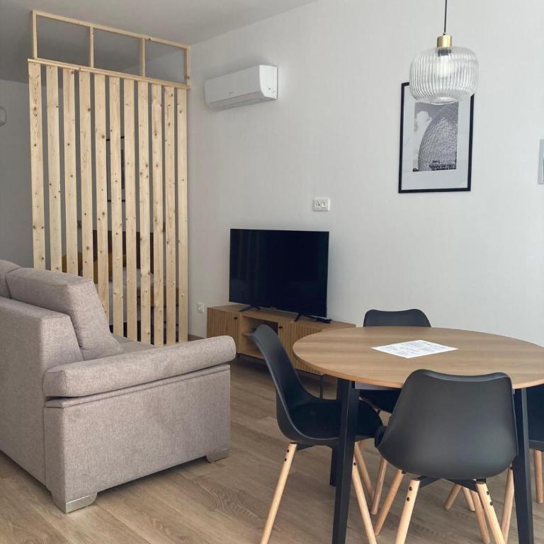 Dormavalencia Crónica - One-Bedroom Apartment - 6