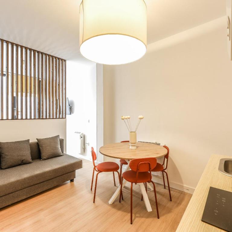 pequeno apartamento reformado en tirso de molina ALQUILER TEMPORAL - Apartamento - 1