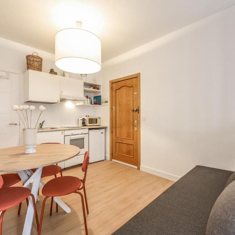 pequeno apartamento reformado en tirso de molina ALQUILER TEMPORAL - Apartamento - 20
