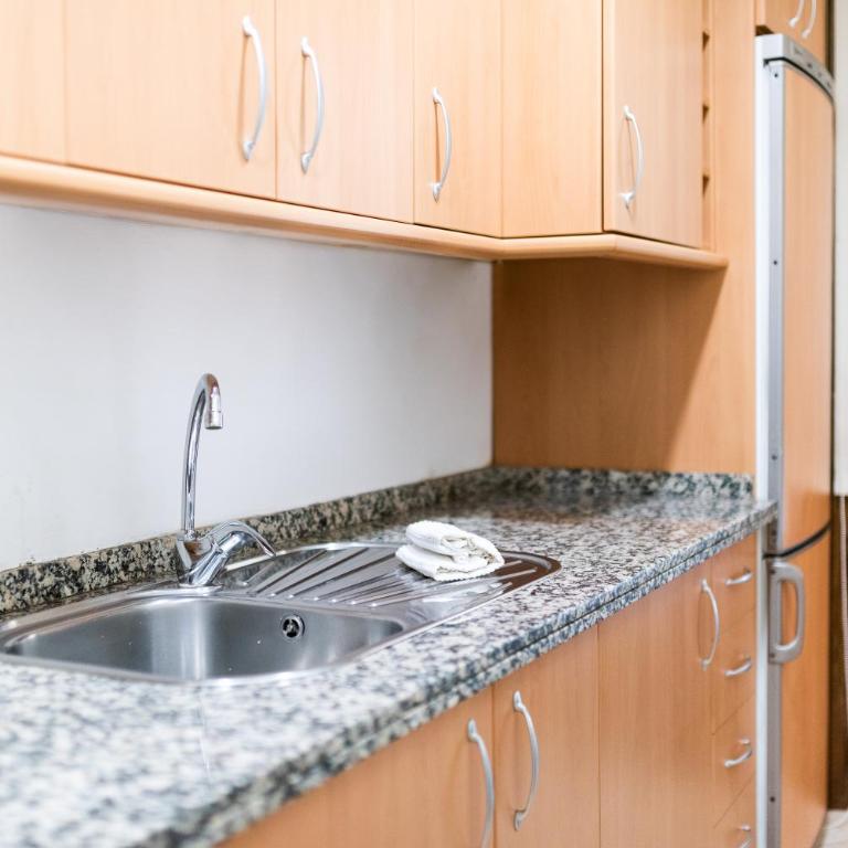 Centrico y Acogedor Apartamento en Centro Granada - Two-Bedroom Apartment - 35