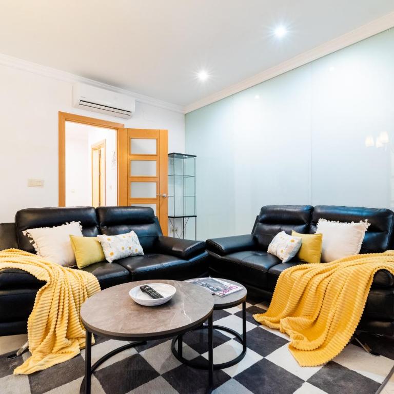 Centrico y Acogedor Apartamento en Centro Granada - Two-Bedroom Apartment - 54