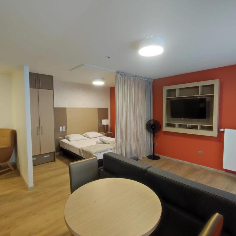 Appart One Fréjus - Studio Familial - 10