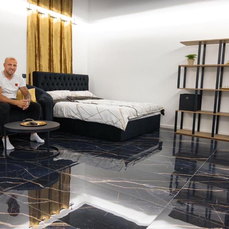 Optimus Apartment - One-Bedroom Apartment - 4