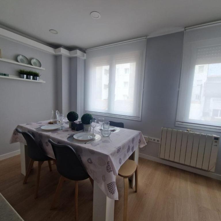 Apartamento Cancela, super luminoso y bien situado - Apartamento de 2 dormitorios - 25