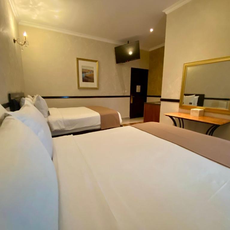 Hotel Palacio Maya - Twin Room with Balcony - 2