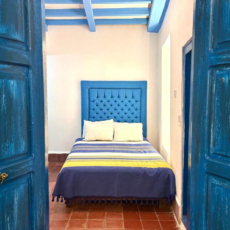 Alonso53 - Twin Room with Private External Bathroom - 8