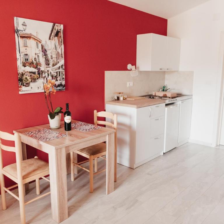 Guesthouse Lole - Double Room with Private Bathroom - 17