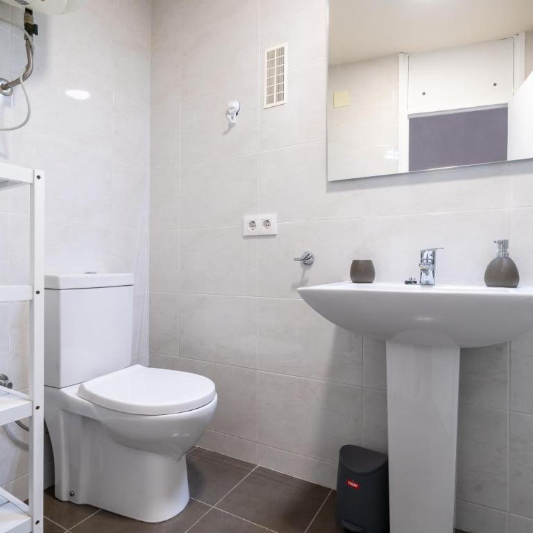La Pineda playa & Port Aventura - One-Bedroom Study - 10