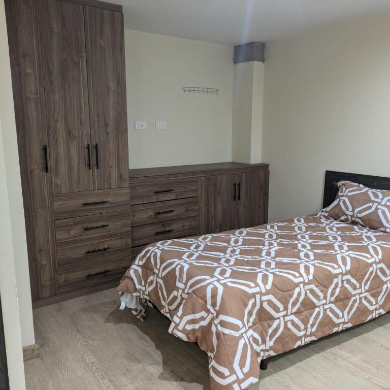Departamento con garaje privado - Apartamento de 1 dormitorio - 7